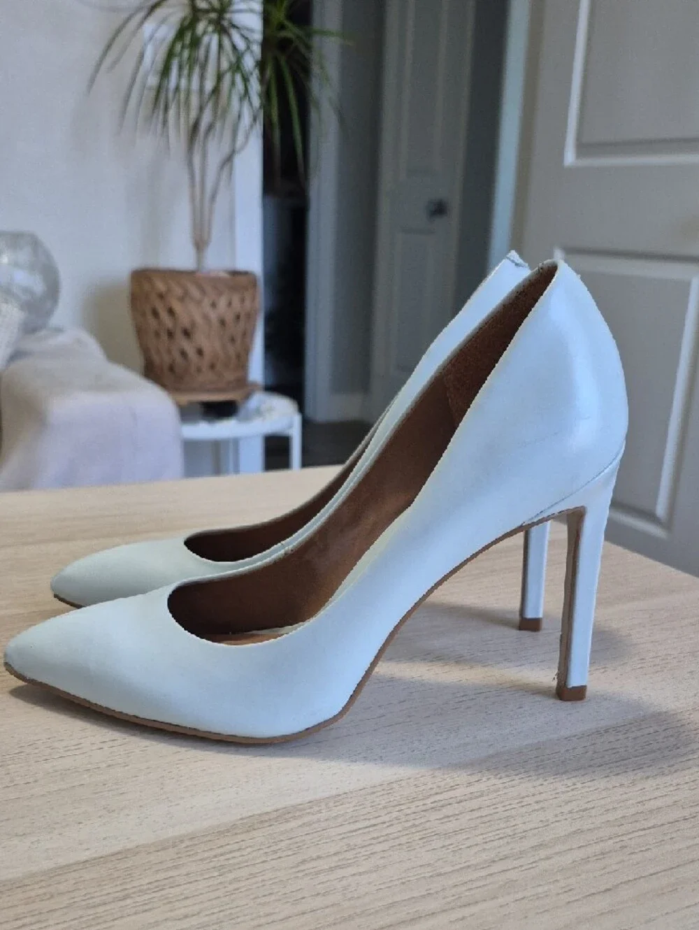 ALDO Powder Blue Pointed-Toe Stiletto Heels Size 6 - Picture 5 of 9